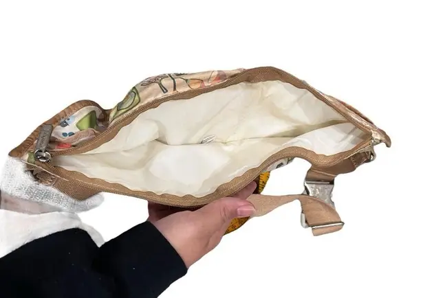 LeSportsac y2k nylon Fanny bulb bag pack waist printed tan beige