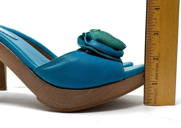YSL YVES SAINT LAURENT turquoise leather heel slides, made in Spain, size 39