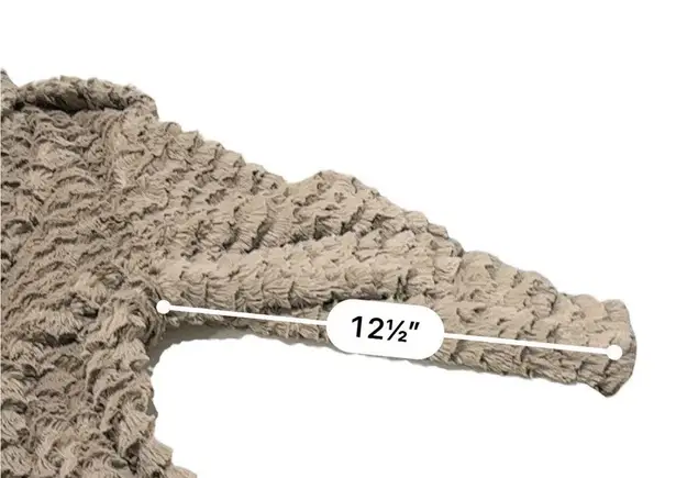 Cynthia Steffe ruffled faux fur beige tan winter coat size medium EUC