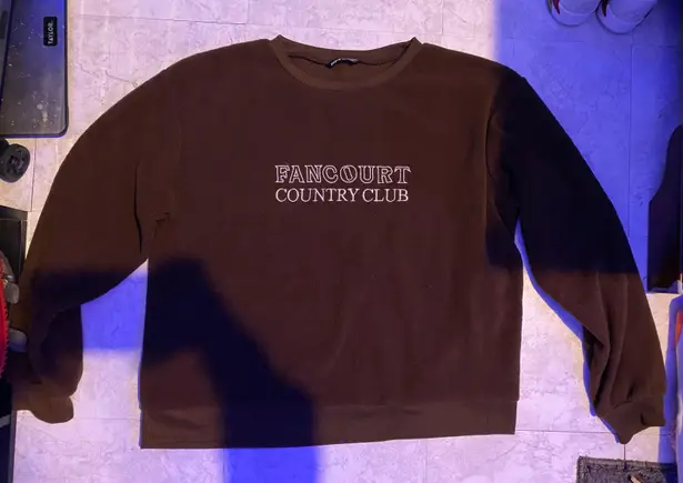 SheIn “Fancourt Country Club” Pullover Crewneck Brown Size L $10