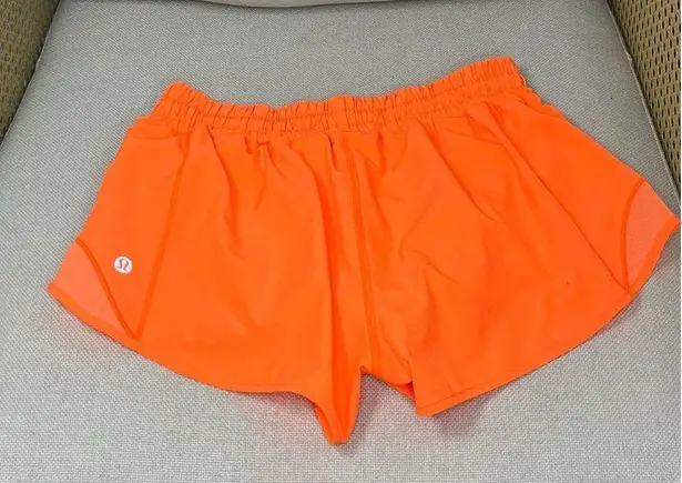 Lululemon Hotty Hot Short *2.5"