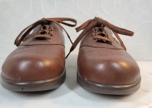 SAS Free Time Teak Womens Shoe 9W Brown Leather Lace Up Walking Tripad Comfort Size 9