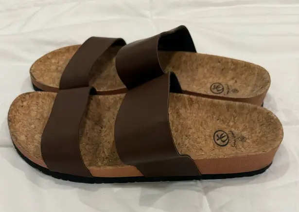 Kona Wind Brown Cork Sandals Women’s Size 10