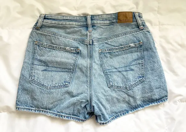 American Eagle High Rise Mom Short