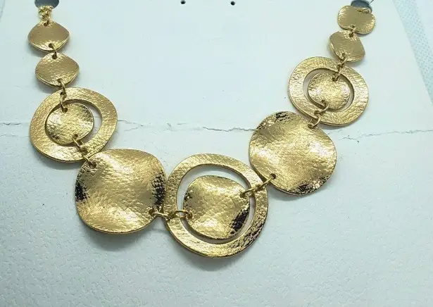 Time And Tru NWT Gold Necklace