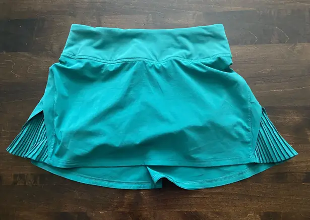 Lululemon Play Off The Pleats Skirt Size 2