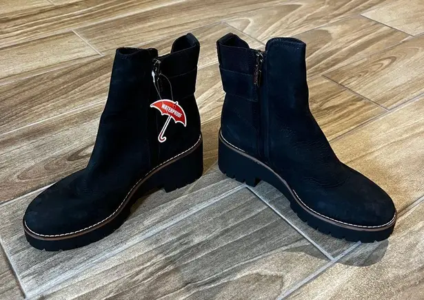 Blondo USA NWOB Dagger Waterproof Bootie SIZE 6