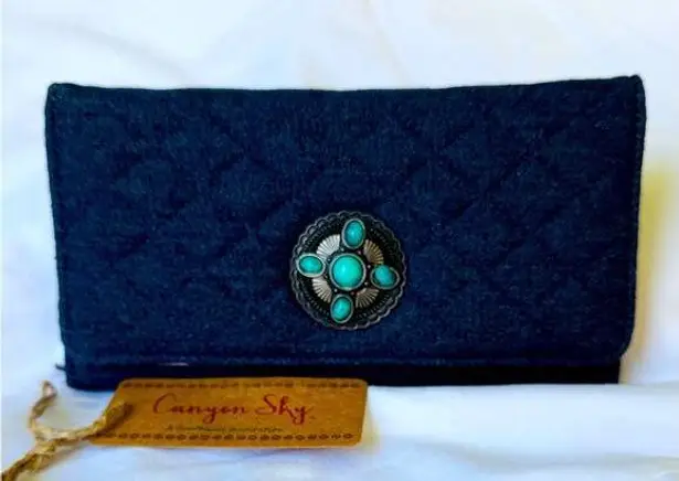 Canyon Sky Wallet with Turquoise Accent Embellishment NWT Blue