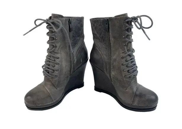 Vince Camuto  Suni Ankle Booties Womens Size 5.5 Gray Leather Lace Up Eyelet