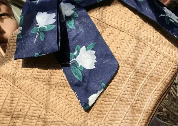 Draper James •• Stylish Straw Tote W/Scarf NWT