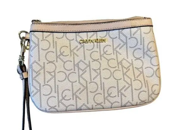 Calvin Klein  Wristlet