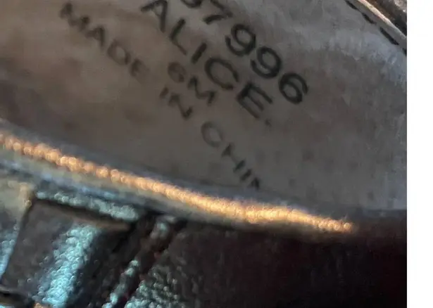 G.Wiz Silver Grey Metallic Woven Pattern Loafers size 6M