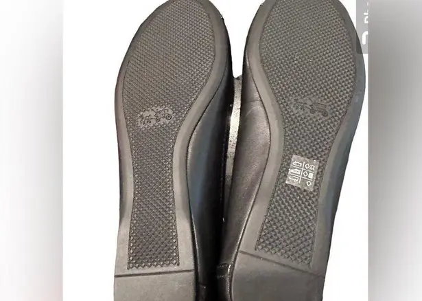 Coach NWT  Chelsea Flats