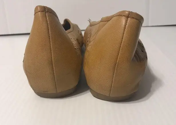 Baretraps Memory Foam Mariah flat shoe women size 10 M