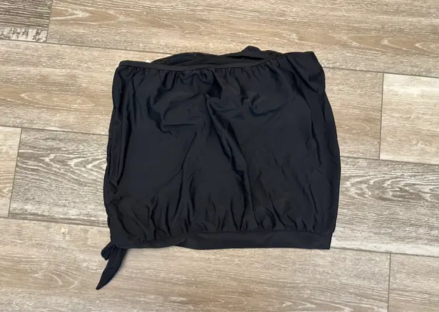 Holipick NWT Swimwear Sz M Black Sleeveless Tankini Top W Shelf Bra Cute!