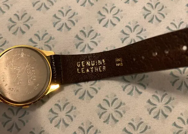 Pulse Woman’s vintage 1980s gold plated quartz movement PULSAR wrist watch! - Image 7