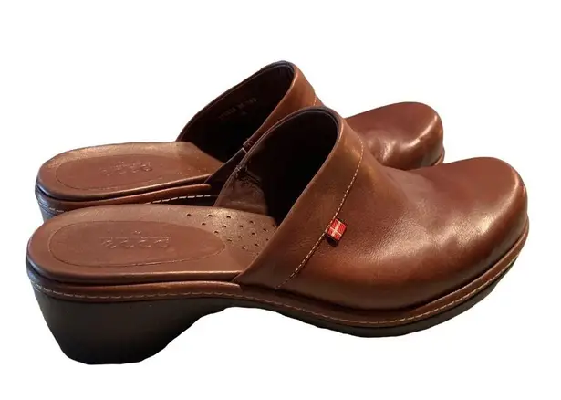 Ecco  Brown Leather Clog Mules - Size 39