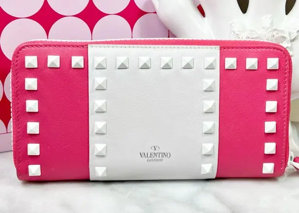Valentino Garavani Pink & White Vitello Colorblock Rockstud Zip Around Wallet