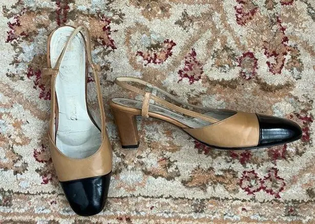 Vintage 80s Delman Tan & Black Strappy Cap Toe Slingback Heels 8.5 AA