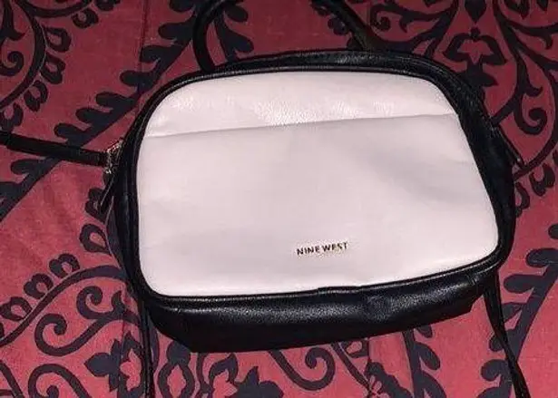 Nine West  purse black and cream