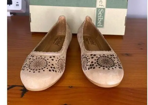 Josef Seibel Pippa 31 Cream (buff) Ballet Flats Size 6/37 W/ Air Padded Insole