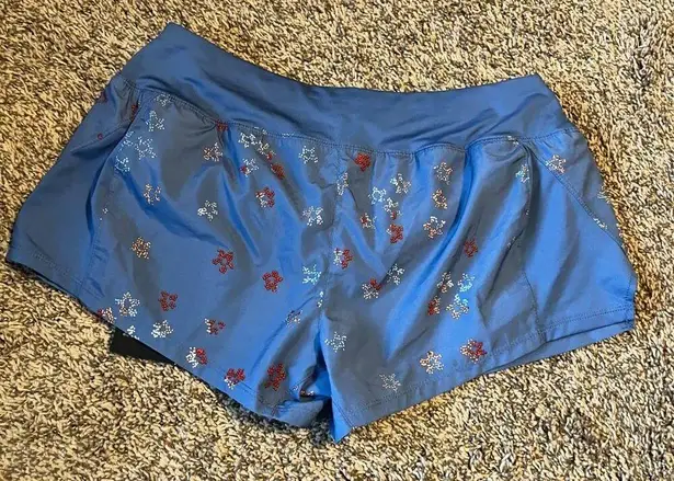 Nike NWT  blue patterned running shorts