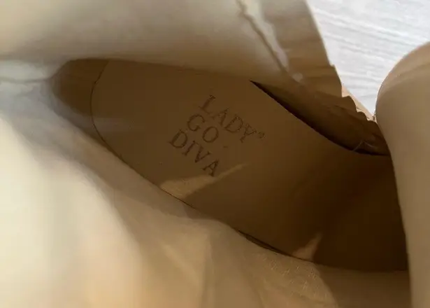 Lady Go Diva Platform Go Go Boots, Sz 10 White