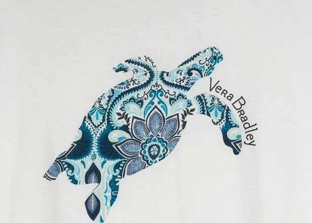 Vera Bradley  Medium Tee Shirt White Short Sleeve Turtle Floral Paisley Blue 1438
