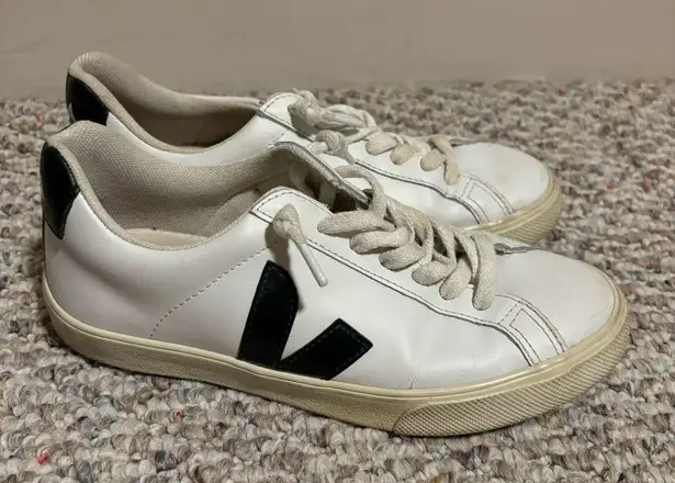 VEJA  Esplar Logo Leather Low-Top Sneakers White Black- Size 36 (5)