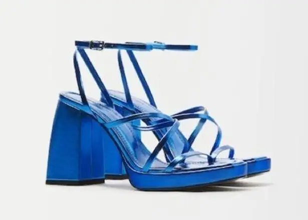 Bershka NWT Metallic heeled platform sandals sz 6.5