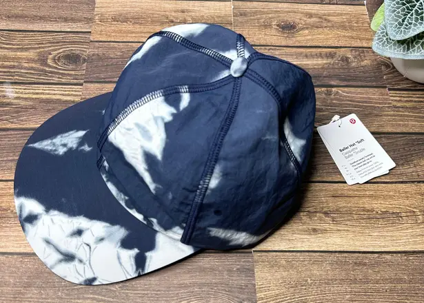 Lululemon Baller Hat Soft Adjustable NWT One Size (Indigo Ice Print Blue Multi)