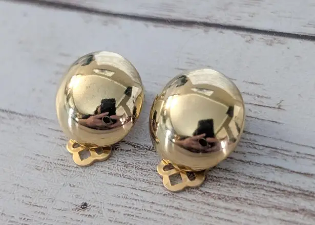 Vintage Clip On Earrings Mirrored Gold Tone Domed Circle 5/8"