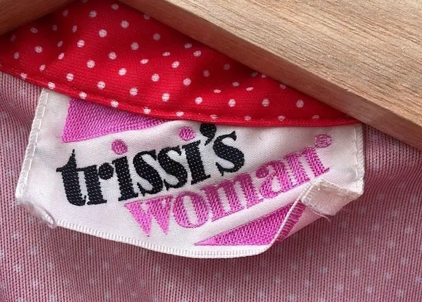 Vintage Trissi’s Women size 40 blouse red with white polka dots, button down Size M - Image 4