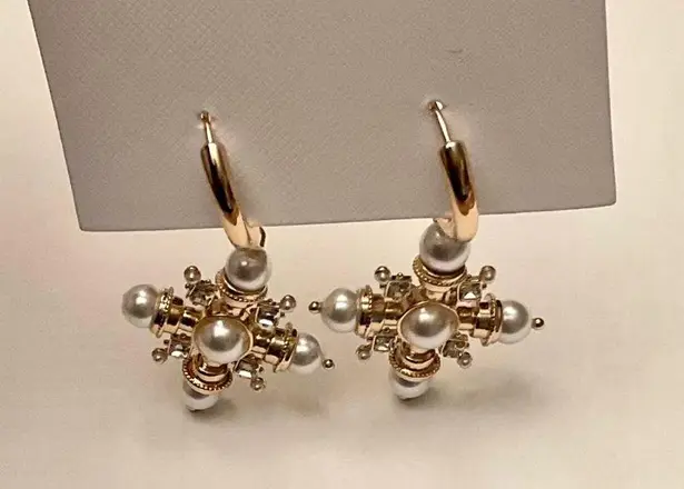 We Wore What NWT Snowflake Earrings