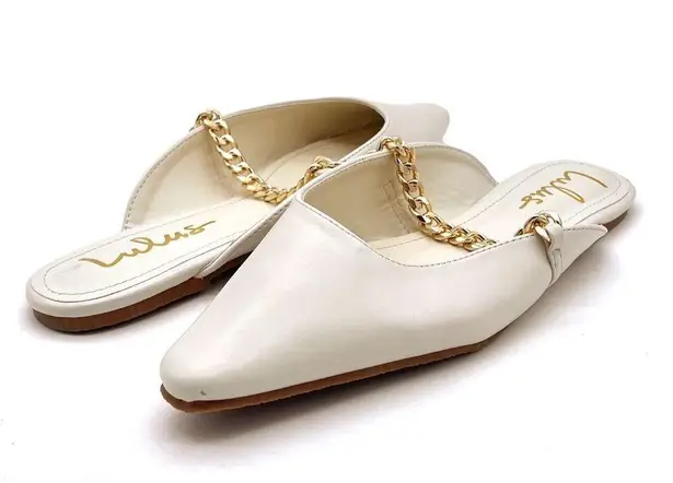 Lulus  Lavareta White Chain Pointed-Toe Loafer Slides Cream Off-White Size 7.5