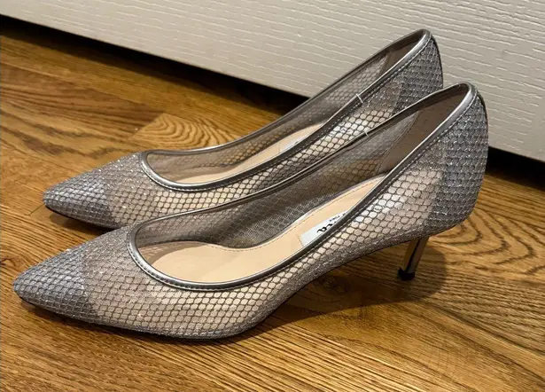 Nina NY Women’s STEEL/LIGHT GUNMETAL MESH LOW-HEEL CLASSIC
DRESSY PUMP size 8M