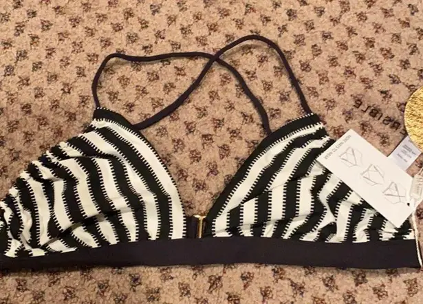 Reversible Mara Top in Noir Stripe & Black thumbnail 1