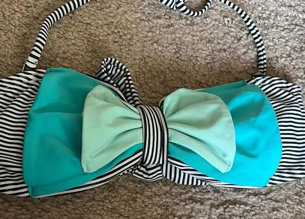 Black and white striped bandeau bikini top Blue bow removable strap swim beach Size M