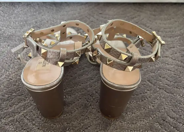 Valentino Garavani Rockstud Caged 90mm Block Heel Sandals Silver Leather Size 39