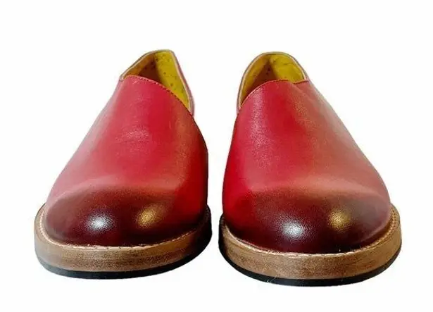Adro Artisan Dover Flat Red Distressed Leather Side Cutout Slip On Size 7 NEW