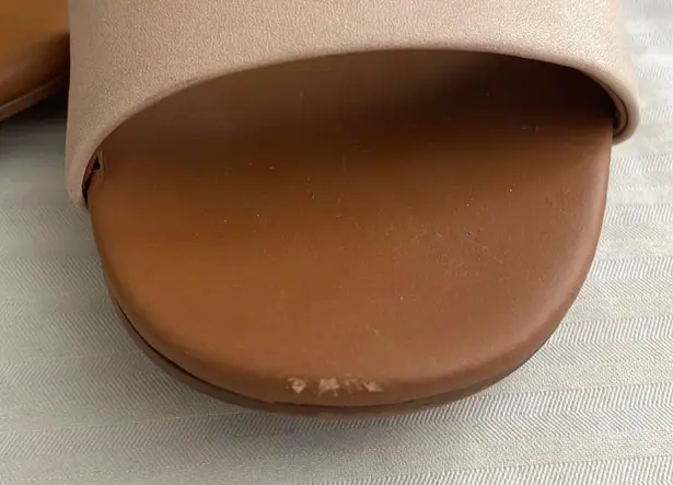 See By Chloe See by Chloé Scallop Leather Rhinestone Sandal Beige EU 38.5 US 8.5