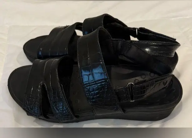 Vionic Women’s Roma Platform Wedge Sandals Black Croc Print Size 10 2" Heel Area