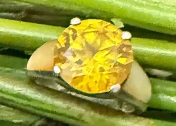 Vintage Sterling Silver 925 Citrine CZ Stone Mother Of Pearl Solitaire Ring Sz 7 Yellow