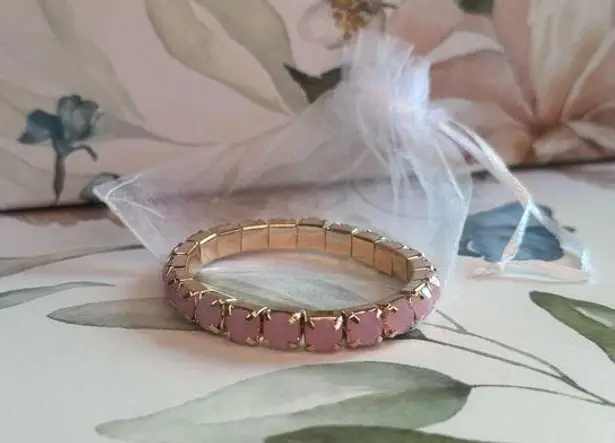 Pink and Gold Geometric Bracelet with Modern Design