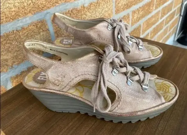 Fly London Yifa Luna Gold Metallic sandals 10.5