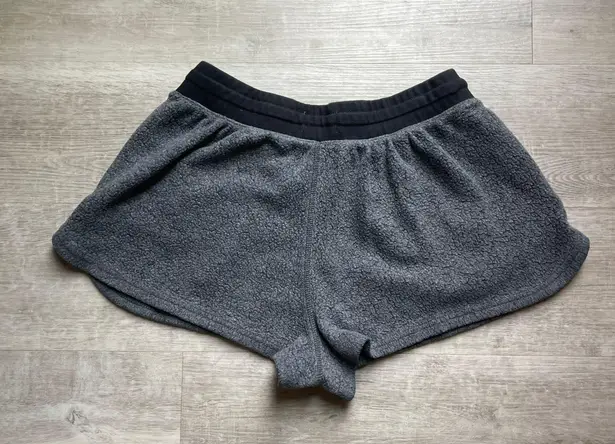 FEAT Women’s Blanket Blend Fleece Drawstring Elastic Waist Shorts Size 1 Gray
