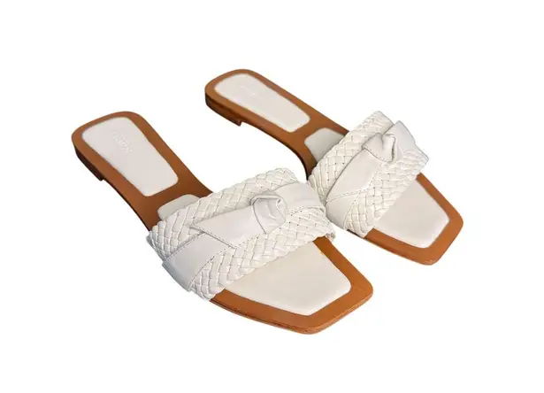 Alexandre Birman NIB Clarita Woven Leather Flat Sandals in White Size 39.5