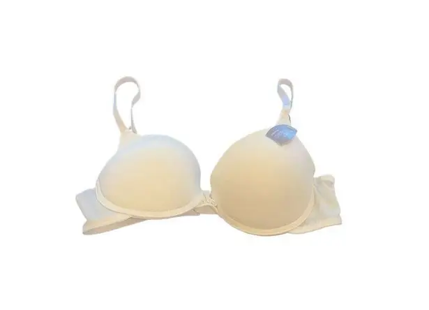 secret treasures Women's Tee Shirt Bra size 34B