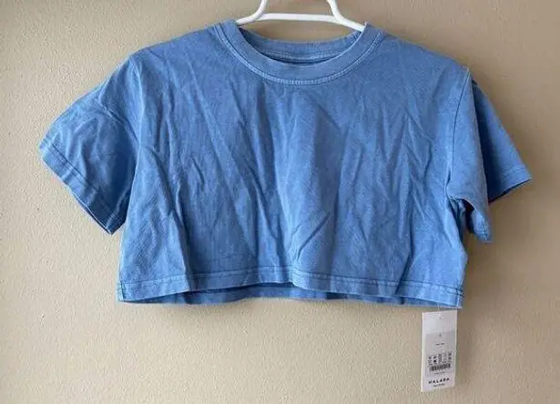 Halara  Super Cropped Blue T-Shirt Size Large