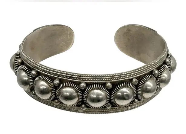 Siam Thailand Vintage Filigree Massive Silver Sterling Cuff Bracelet Pre 1948